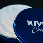 ニベア青缶がニキビに効く？『ためしてガッテン』で紹介された方法とは？